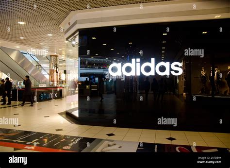 adidas etiler resimleri|adidas türkiye mağazaları.